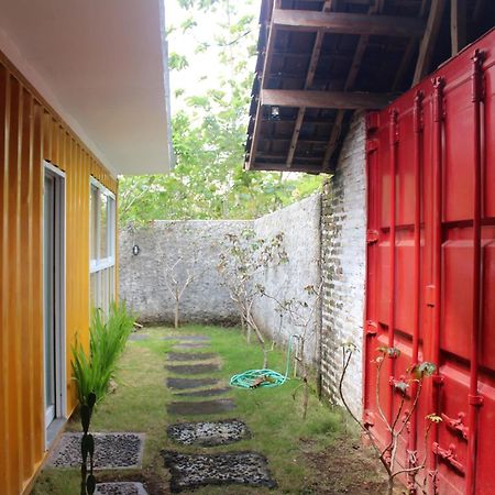 Hotel Kubu Container Uluwatu Exteriér fotografie