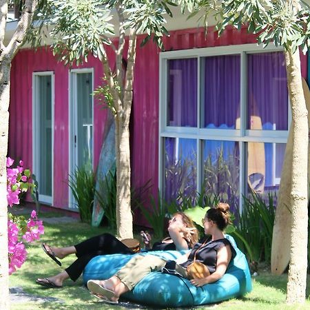 Hotel Kubu Container Uluwatu Exteriér fotografie