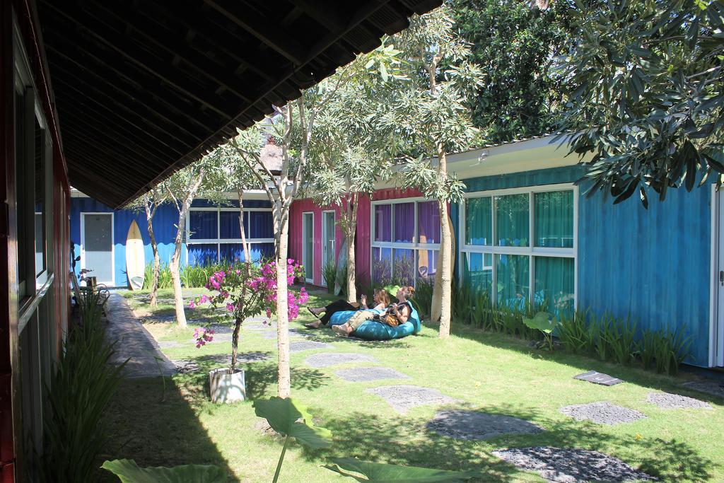 Hotel Kubu Container Uluwatu Exteriér fotografie